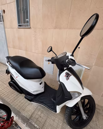 piaggio liberty 50 4t