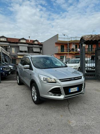 Ford Kuga 2.0 TDCI 150 CV S&S 4WD Business 10/2015