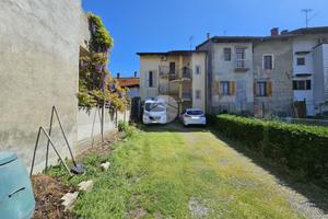 CASA INDIPENDENTE A VISCHE