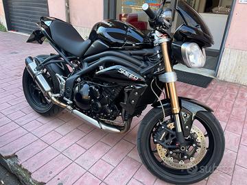 TRIUMPH SPEED TRIPLE 1050  2012