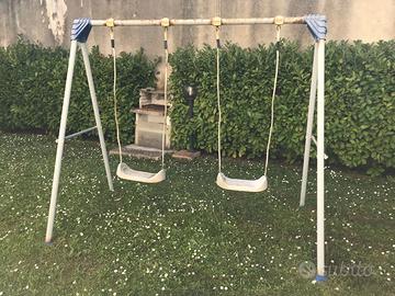 Altalena due posti da giardino