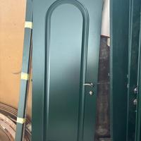 Porte con telaio e profili