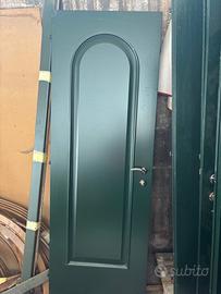 Porte con telaio e profili