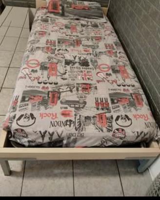 Letto singolo colore neutro