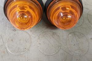 stemmi auto Lancia e Mercedes