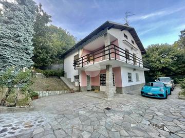 VILLA SINGOLA A VILLAR DORA