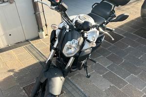 Moto YAMAHA MT-03 2013 + Borse laterali