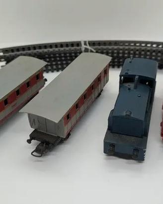 Set Trenino LIMA H0: 2 Locomotive, Vagoni e Binari