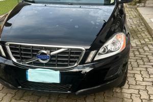 Volvo XC60 AWD
