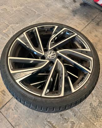 Solo Cerchi originali gti adelaide 19” pochi km