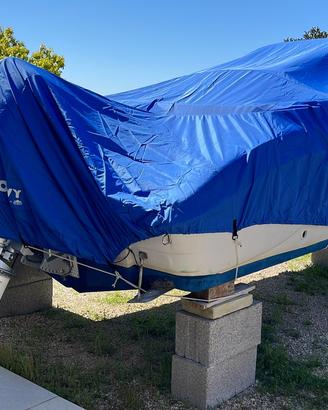 Ranieri 20 con Honda Marine 150 cv.