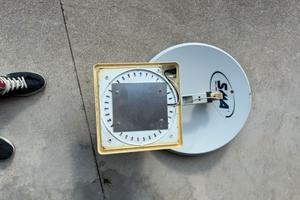 Antenna satellitare automatica