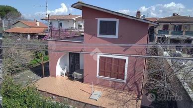 CASA INDIPENDENTE A ZAGAROLO