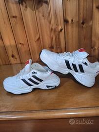 Adidas Strutter - Scarpe da Ginnastica Bianche e N