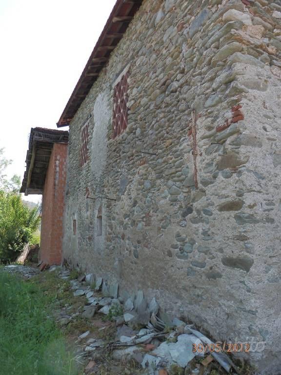 Rustico / Casale di 155 m² con più di 5 locali a P - Vista 5