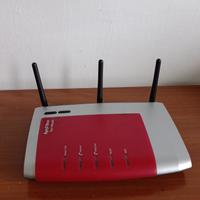 Modem ADSL 2+ FRITZ!Box 7270 VoIP e Wi-Fi vintage