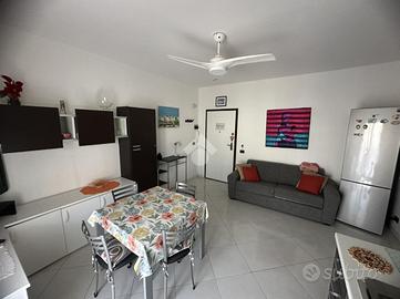 2 LOCALI A NOCERA TERINESE