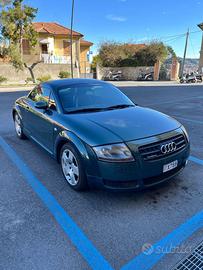 Audi TT quattro