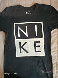 magliette NIKE