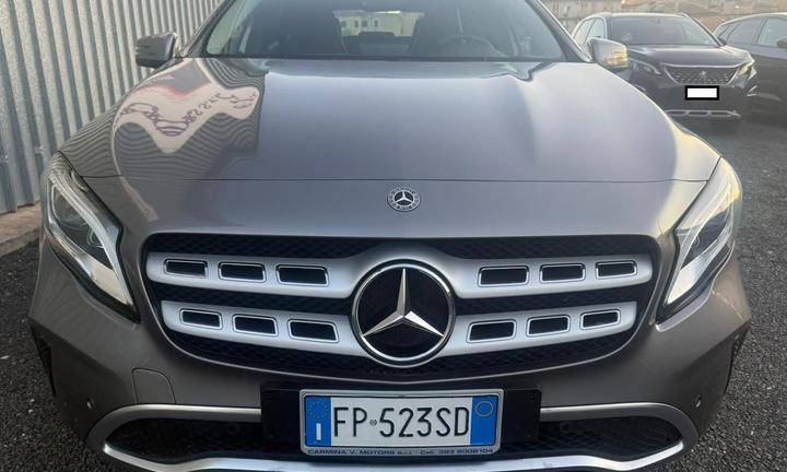 Mercedes-benz GLA 200 D SPORT