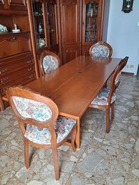 tavolo  con sedie