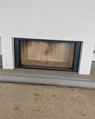 Camino a legna usato poco