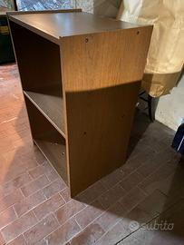 Armadio porta stereo o scaffale robusto