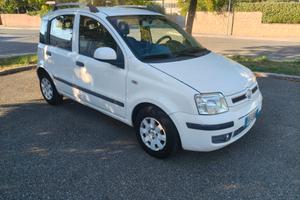 Fiat Panda 1.2 Dynamic SOLAMENTE 123.000 KM