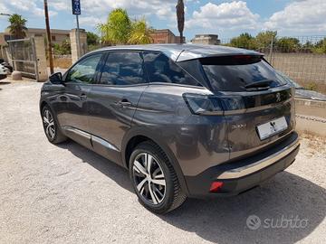 Peugeot 3008 1.5 BlueHDi 130cv Allure