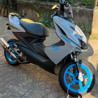 Yamaha aerox 50cc 2008 doppia carena skambio