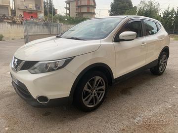 Nissan Qashqai 1.5 dCi DPF Acenta