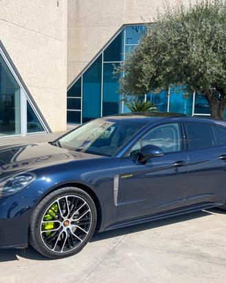Porsche Panamera 2.9 4 E-Hybrid Sport Turismo Plat