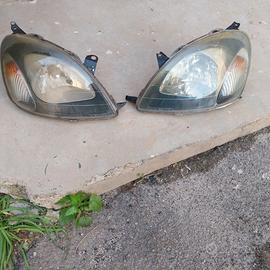 Fari anteriori toyota yaris prima serie TS