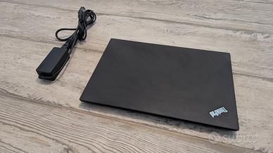 Lenovo Thinkpad T490 intel i7-8565U 16Gb 256Gb FHD