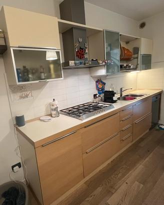 CUCINA PER CAMBIO ABITAZIONE GRATIS