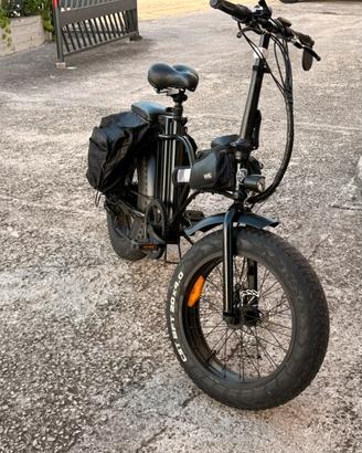 Bici elettrica e-bike Revoe