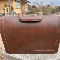borsa in pelle da medico