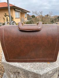 borsa in pelle da medico
