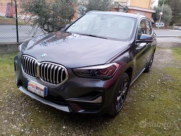 BMW  X1  2021