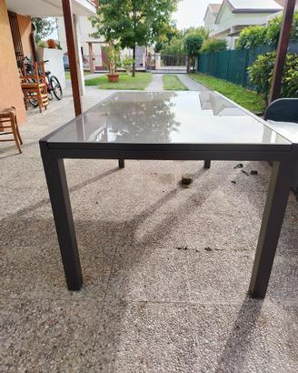 Tavolo in vetro  180 a 460 cm  esterno o interno