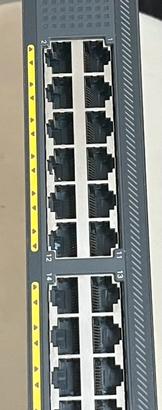 Switch Poe  23 porte come da foto catalyst 2960x