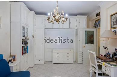 mobili e arredo vario