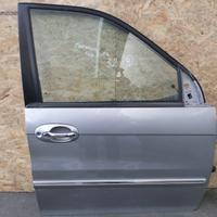 Porta anteriore destra per Kia Carnival del 2004