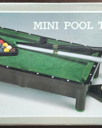 MINI POOL TABLE