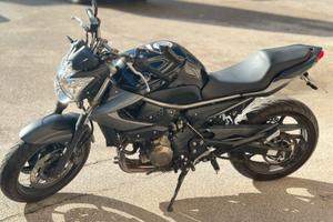 Naked Yamaha 600