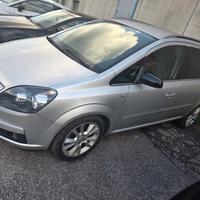 OPER ZAFIRA 2.0 CDI