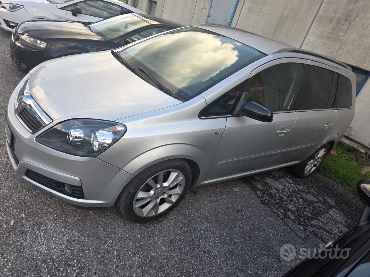 Opel Zafira 2ª serie