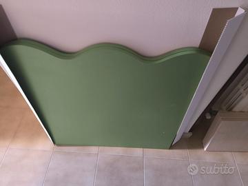 Scrivania con mensole