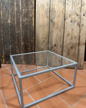 Tavolino in plexiglass e ferro