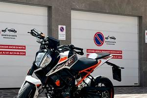 ktm duke 125